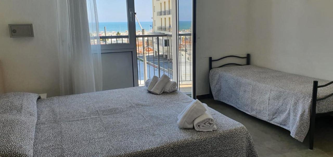Hotel Venus Rimini Extérieur photo