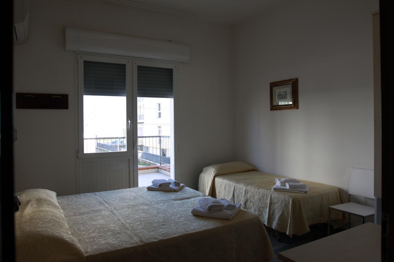 Hotel Venus Rimini Extérieur photo