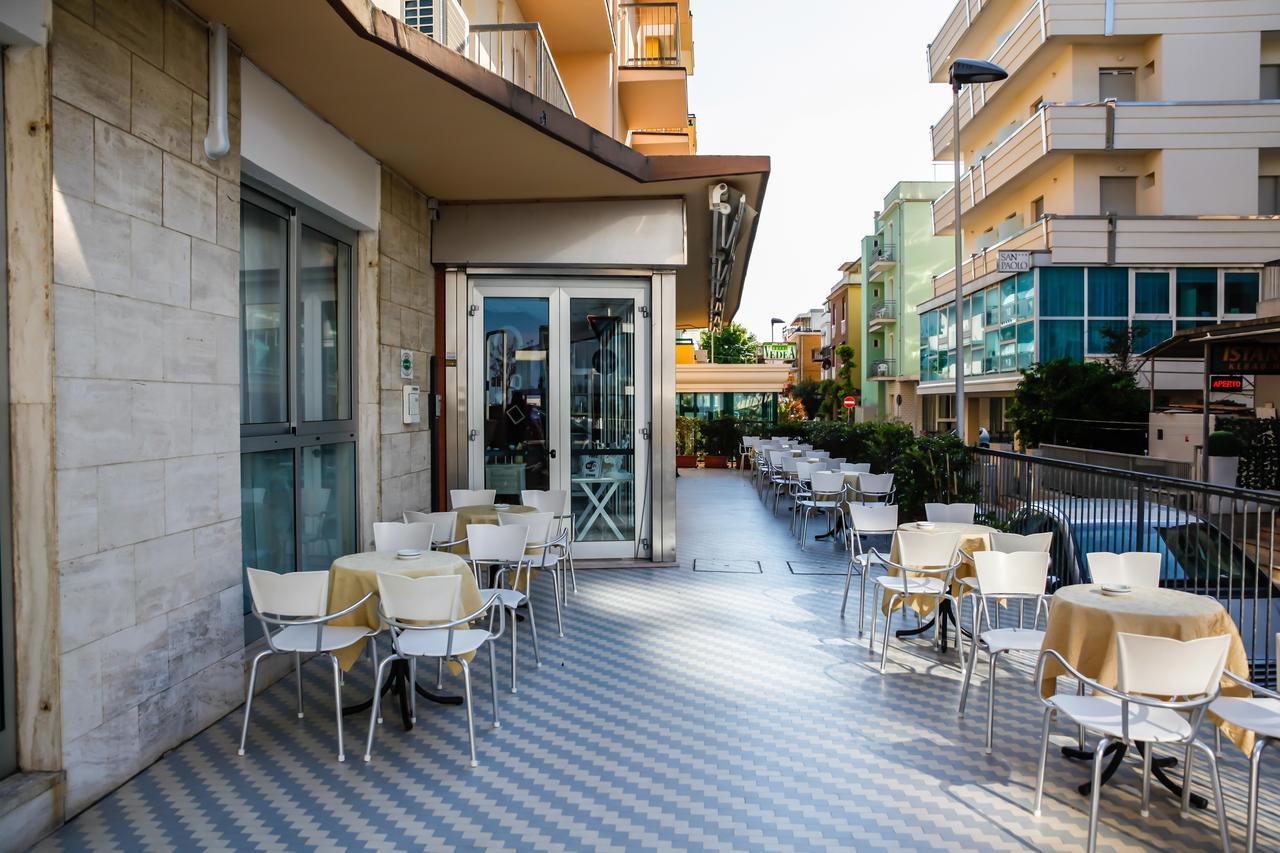 Hotel Venus Rimini Extérieur photo