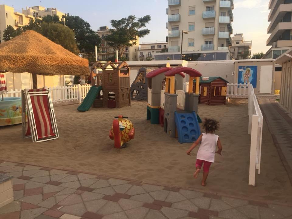 Hotel Venus Rimini Extérieur photo