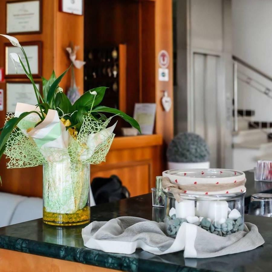 Hotel Venus Rimini Extérieur photo